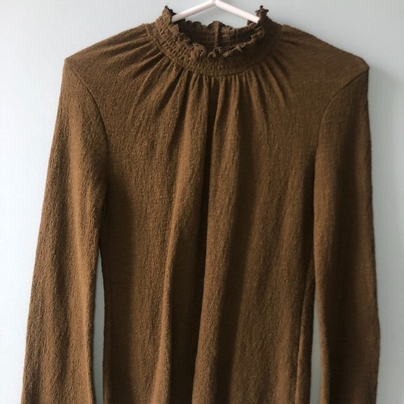 Madewell Tops - Madewell Texture and Thread Ruffle Neck Top